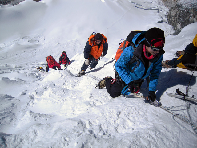 Island Peak Climbing0